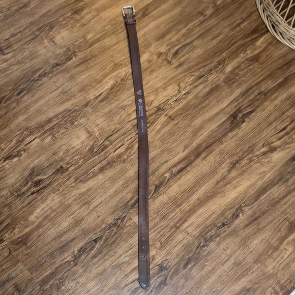 Size 34 Columbia Brown Leather Belt with Silver Buckle - Picture 6 of 6